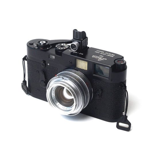 TINY HASSELBLAD HOT SHOE DECORATION