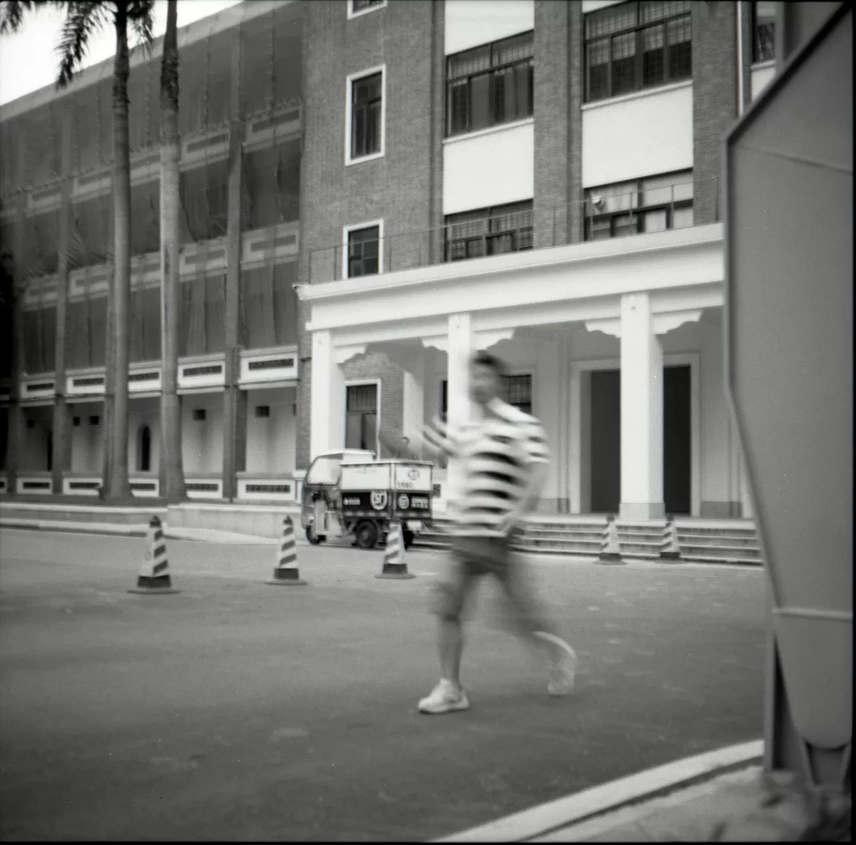 3 ROLLS LUCKY SHD100 BLACK AND WHITE FILM -120