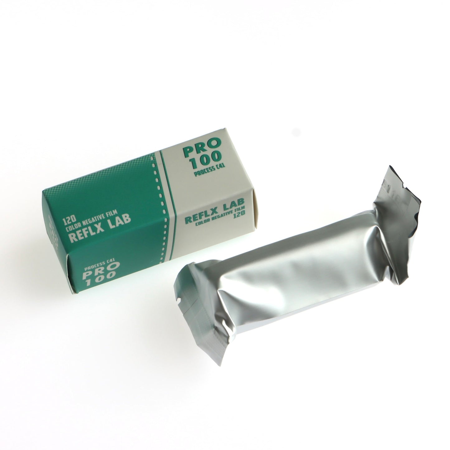 Reflx Lab Pro 100 Color Negative Film-120