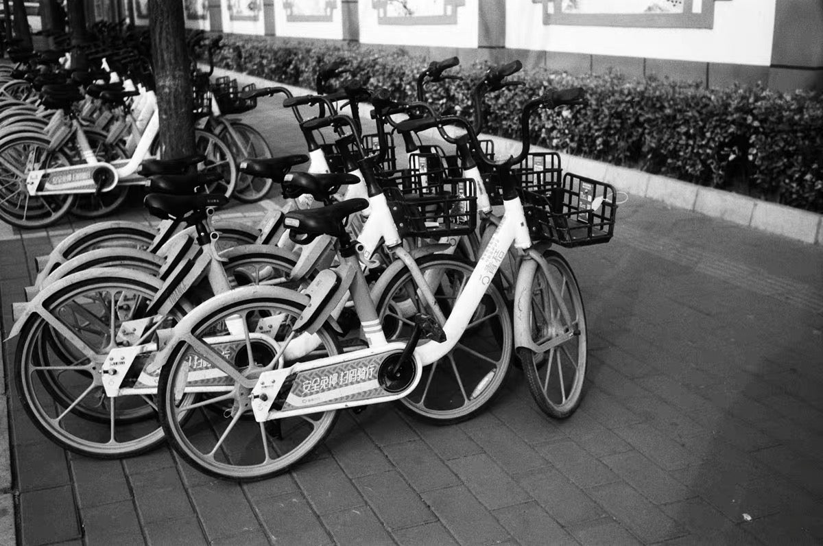 3 ROLLS LUCKY SHD100 BLACK AND WHITE FILM