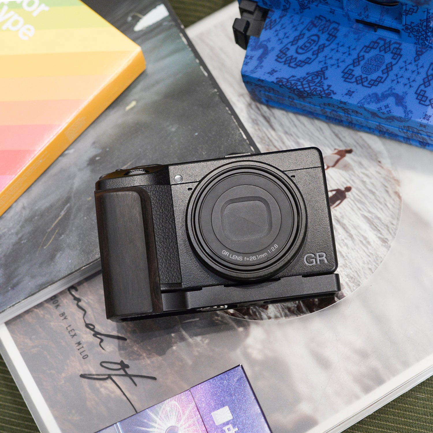 Wooden L Hand Grip Holder for Ricoh GR3 GR3X – Reflx Lab